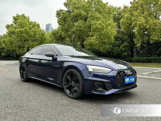 Audi A5 2021 Синий из Китая