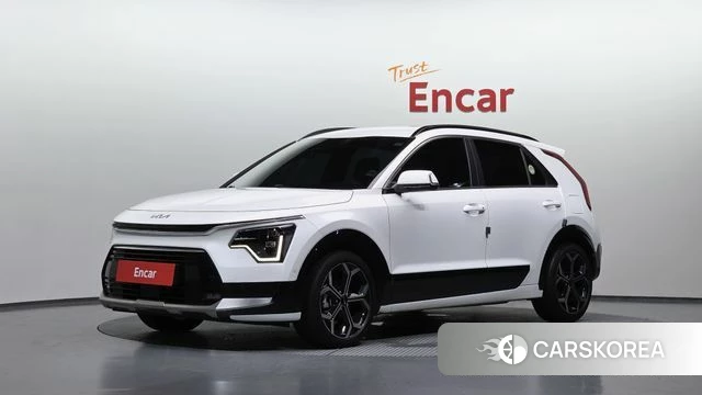 Kia Di Ol Nu Niro 2022 Белый из Кореи