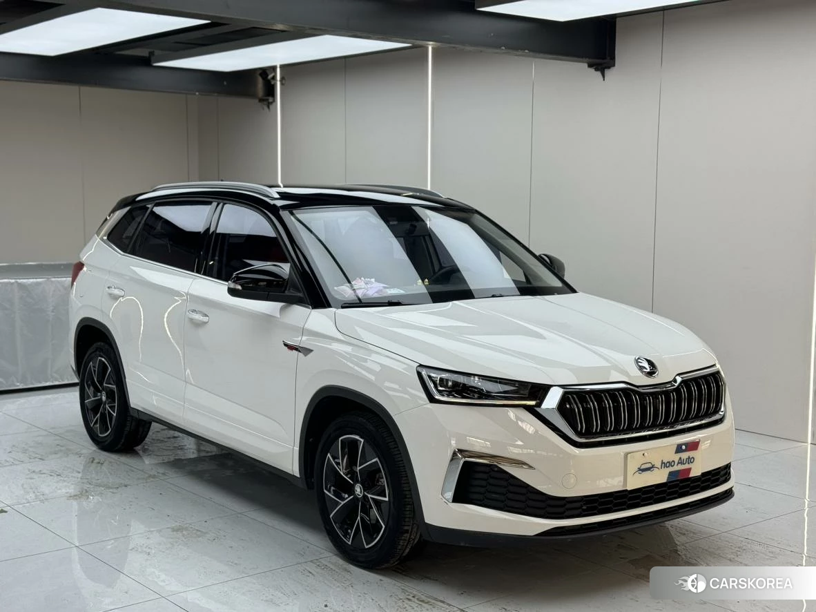 Skoda Komik GT 2022 Белый из Китая
