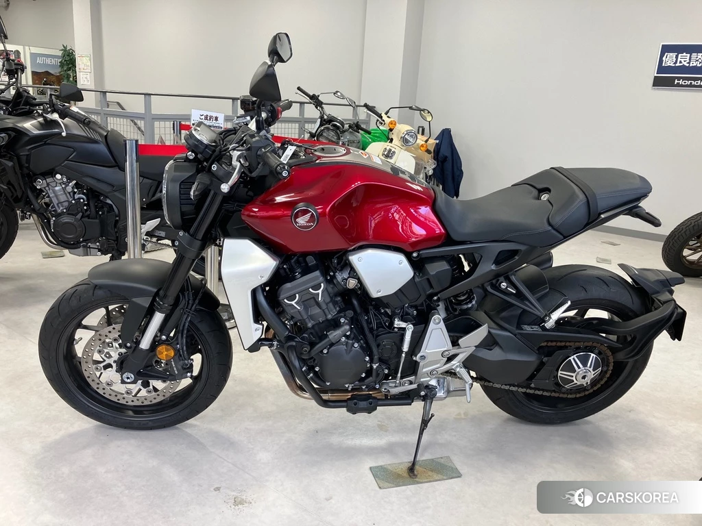 Проданный Honda CB1000R 2020 из Японии, фото 2