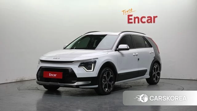 Kia Di Ol Nu Niro 2022 Белый из Кореи
