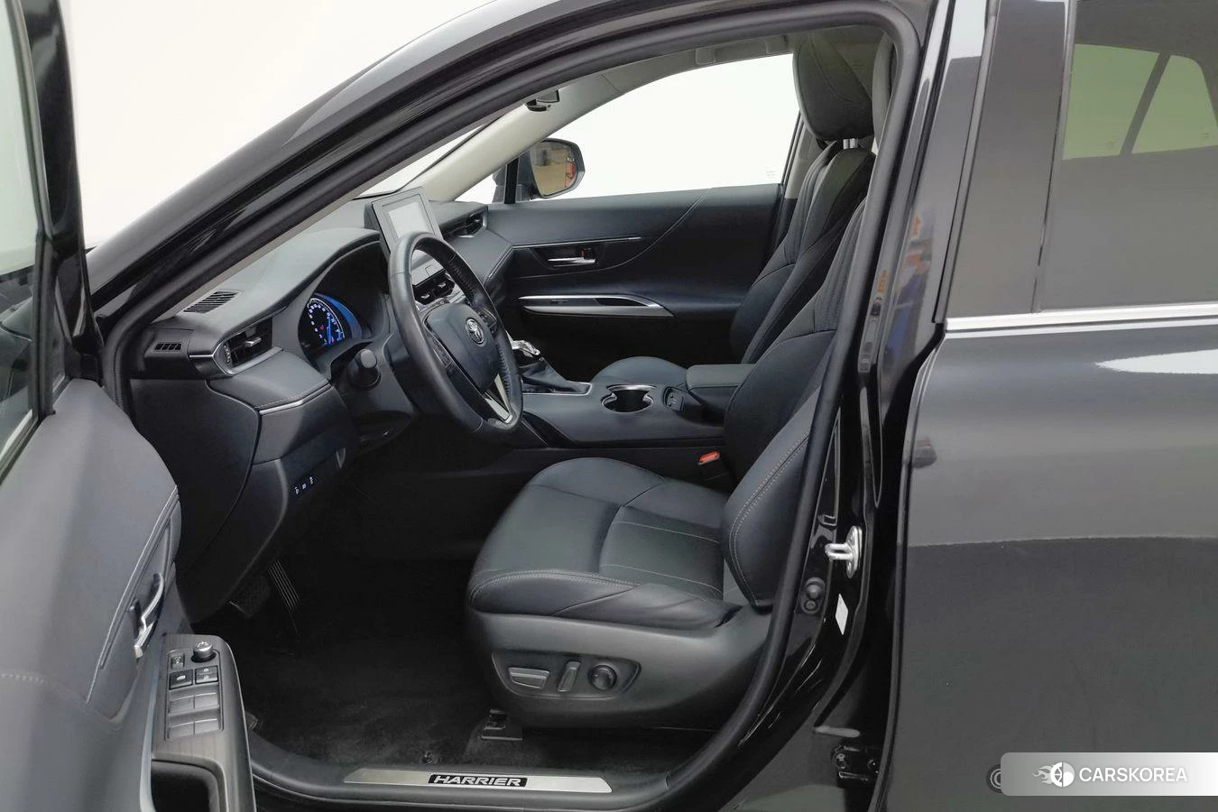 Toyota Ling Fang HARRIER 2021 Черный из Китая