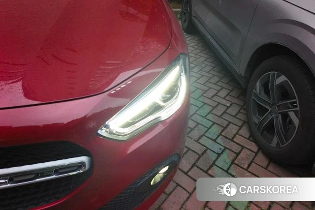 Mercedes-Benz GLA 2023 Красный из Китая