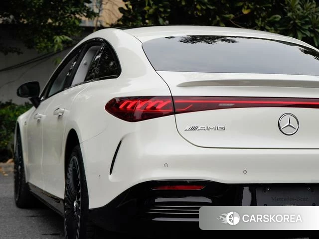 Mercedes-Benz EQS AMG 2023 Белый из Китая