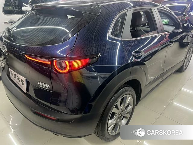Mazda CX-30 2022 Синий из Китая