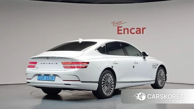Genesis Electrified G80 (RG3) 2023 Белый из Кореи