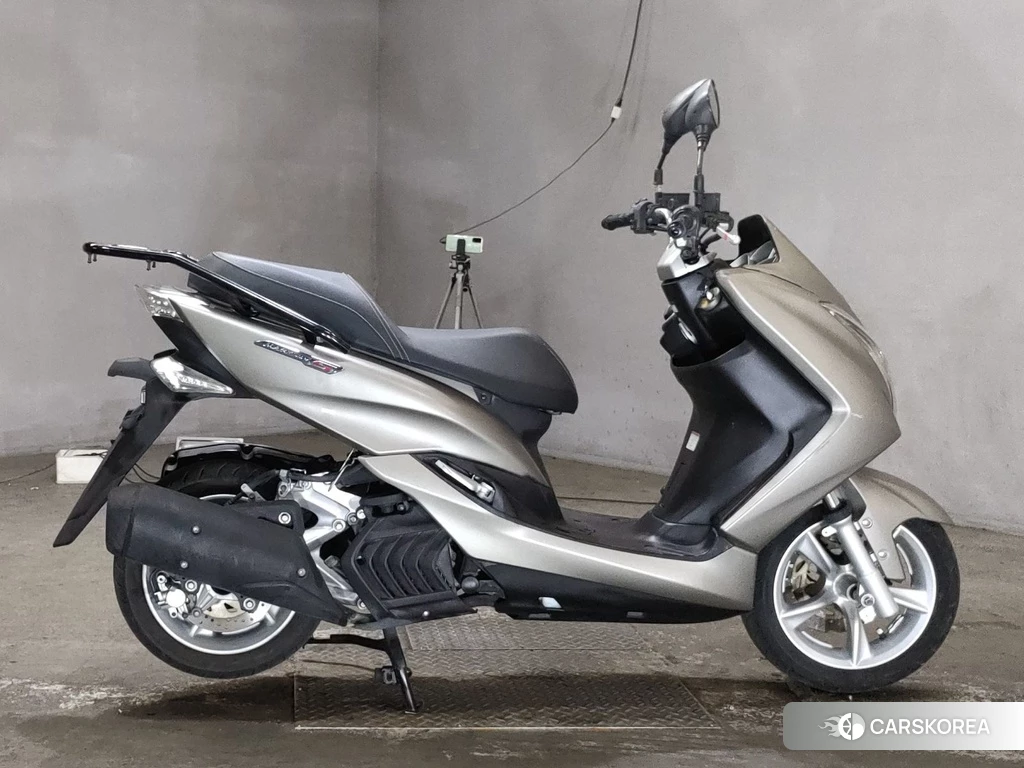 Проданный Yamaha MAJESTY 155S id 4131310 из Японии, фото 2
