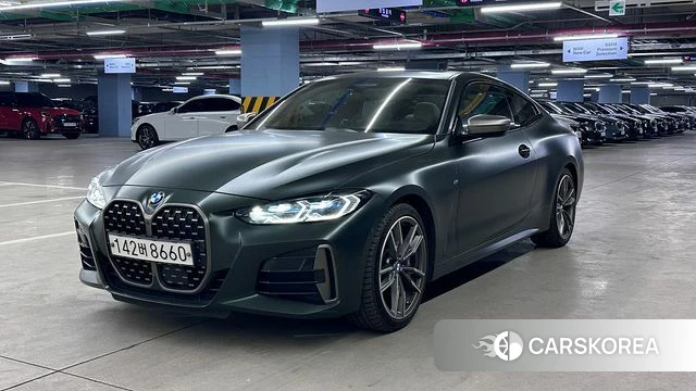 BMW 4 Series (G22) 2021 Темно-зеленый из Кореи