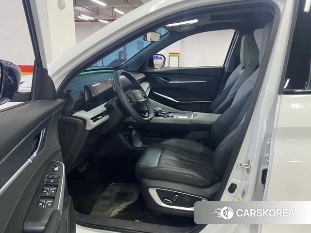 Chang'an CS75 PLUS 2024 Белый из Китая