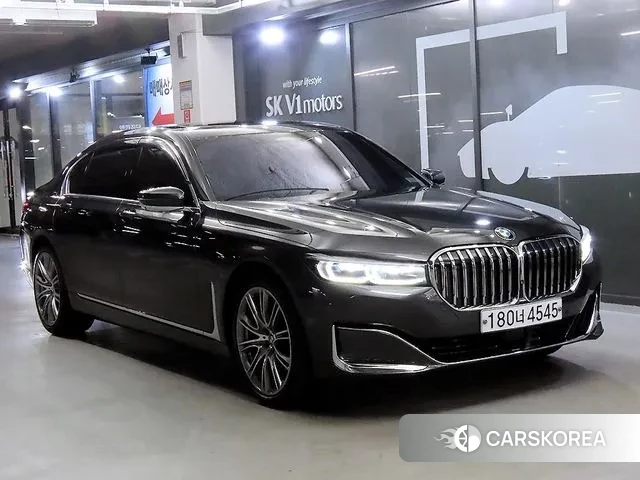 BMW 7 Series (G11) 2019 Черный из Кореи
