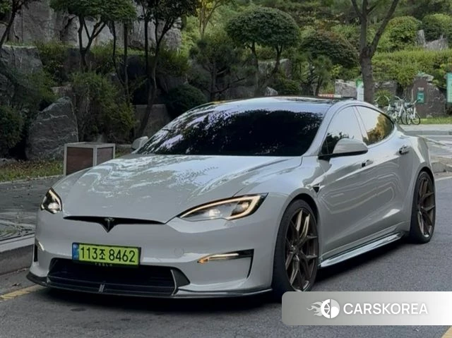 Tesla Model S 2024 Черный из Кореи