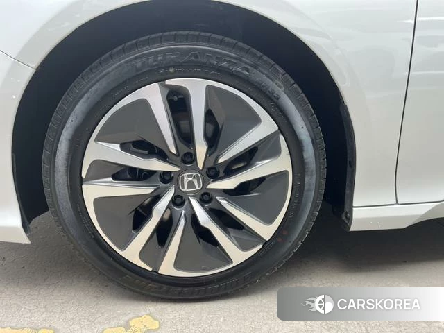 Honda Yingshipai 2023 Белый из Китая