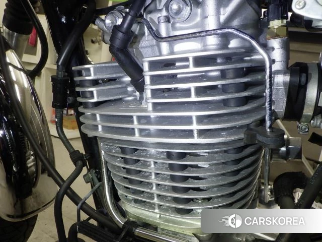 Engine photo