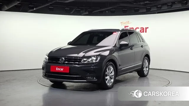 Volkswagen Tiguan second Generation 2018 Серый из Кореи