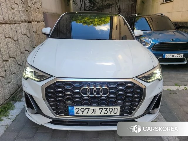 Audi Q3 (F3) 2022 Белый из Кореи