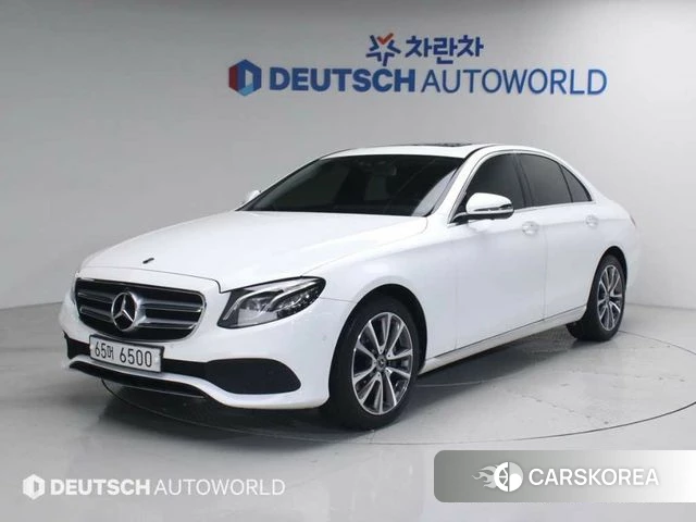 Mercedes-Benz E-Class W213 2019 Белый из Кореи
