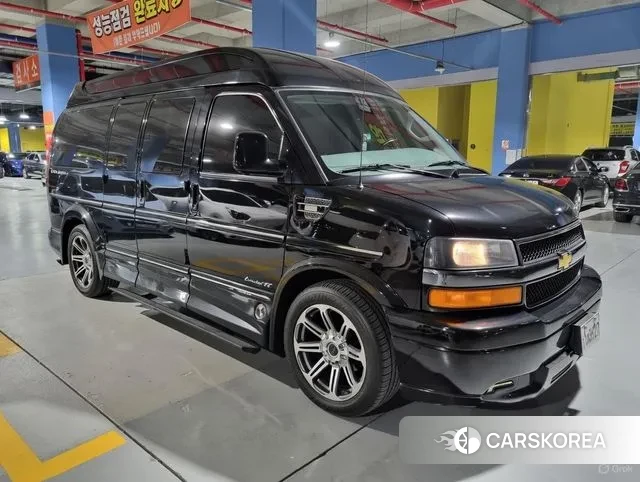 Chevrolet Express Van 2018 Черный из Кореи
