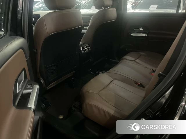 Mercedes-Benz GLB 2022 Черный из Китая