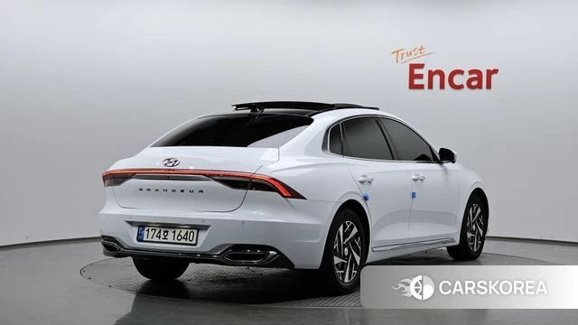 Hyundai The New Grandeur IG Hybrid 2022 Белый из Кореи