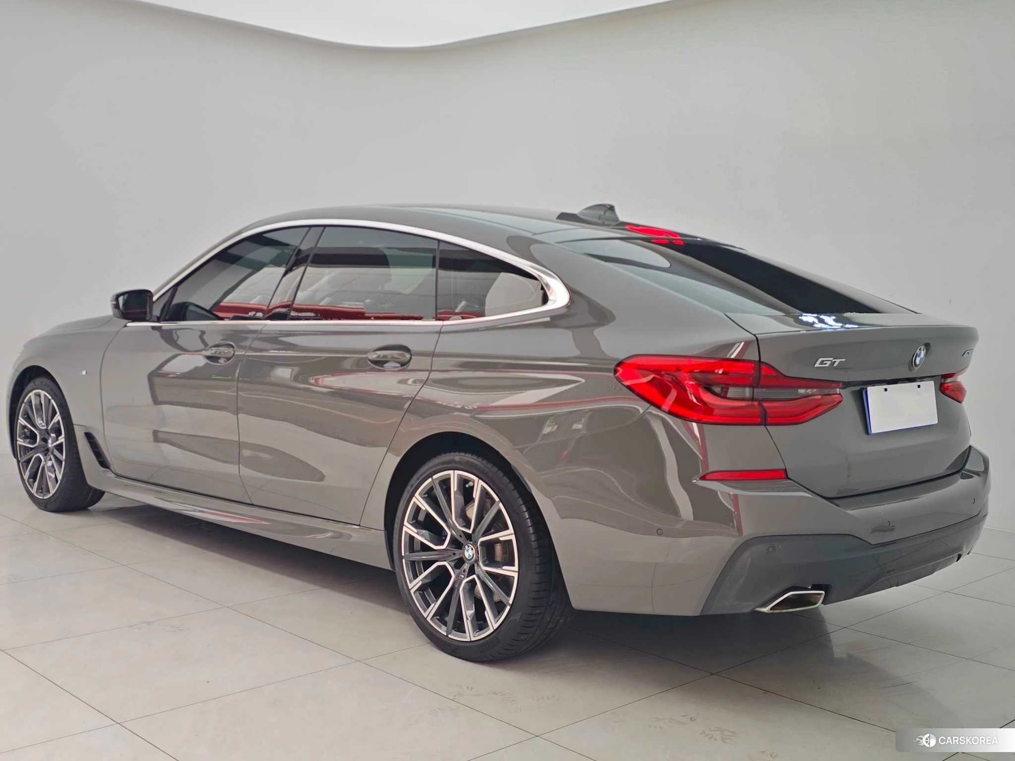 BMW 6 series GT 2021 Темно-серый из Китая
