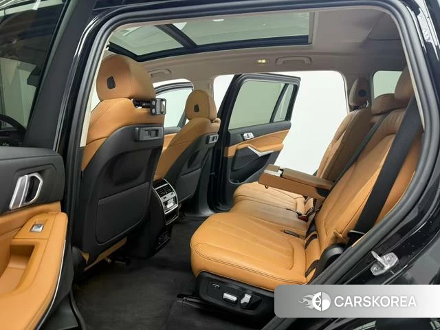 BMW X7 2022 Черный из Китая