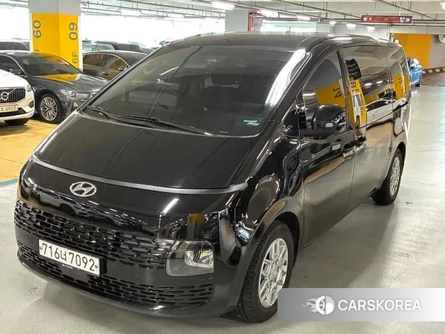 Hyundai Staria 2023 Черный из Кореи