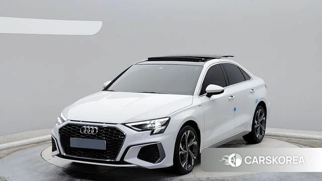 Audi A3 (8Y) 2023 Белый из Кореи