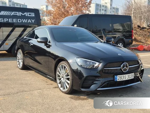 Mercedes-Benz E-Class W213 2021 Черный из Кореи