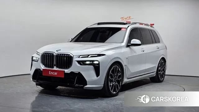 BMW X7 (G07) 2023 Белый из Кореи