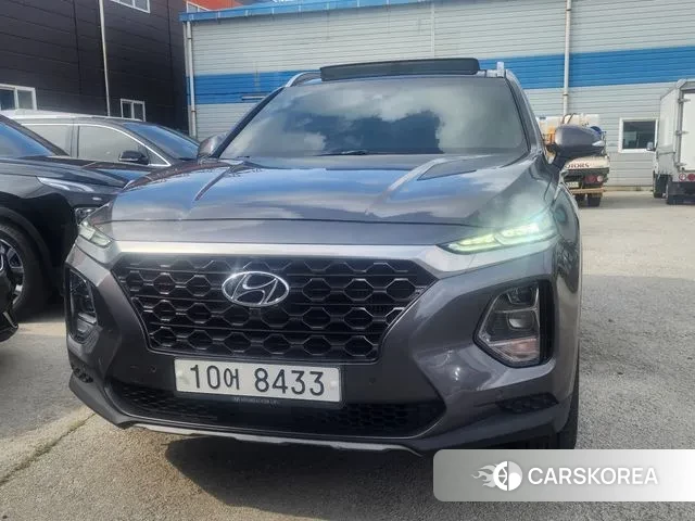 Hyundai Santa Fe TM 2018 Серебристо-серый из Кореи