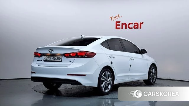 Hyundai Avante AD 2018 Белый из Кореи