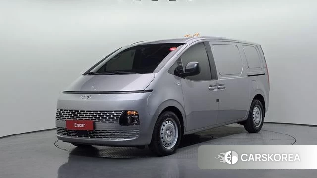 Hyundai Staria 2021 Серебряный из Кореи