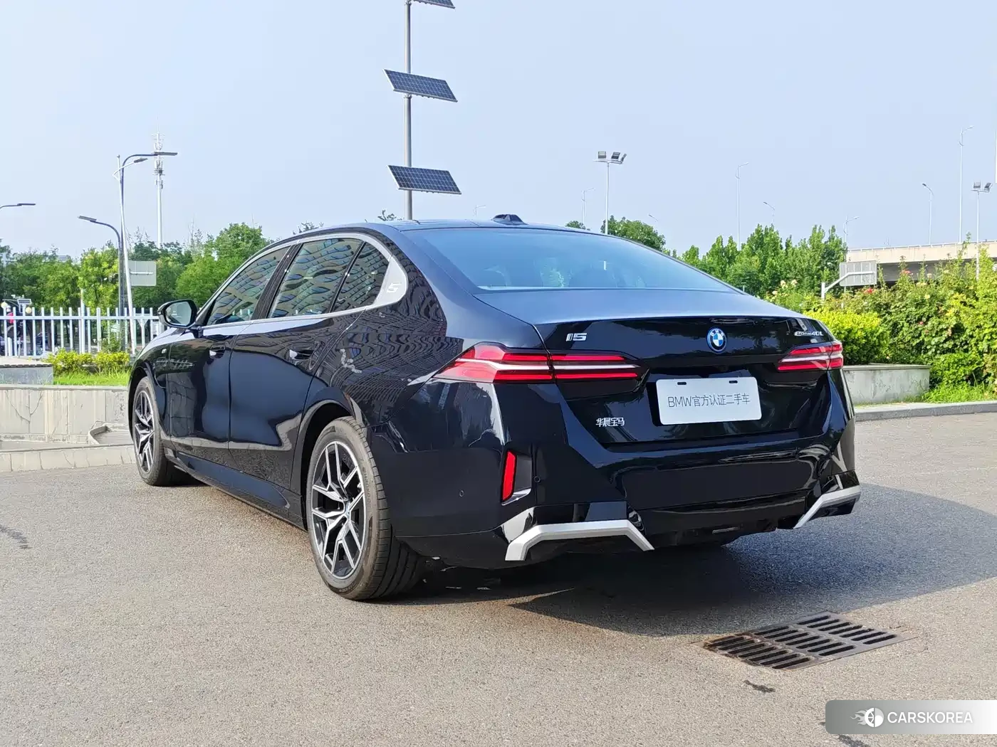 BMW i5 2026 Черный из Китая