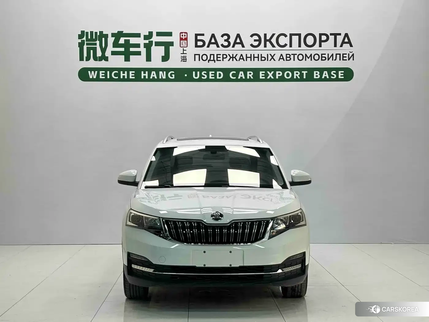 Skoda Komick 2024 Белый из Китая