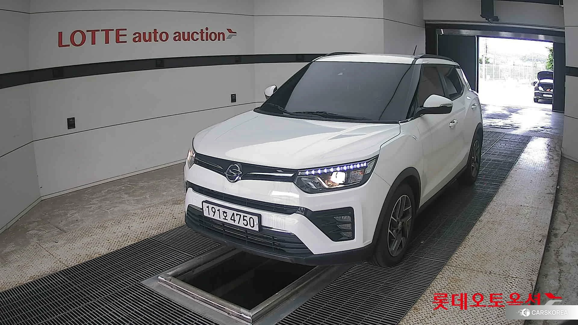 SsangYong Tivoli 2022 Grand White из Кореи