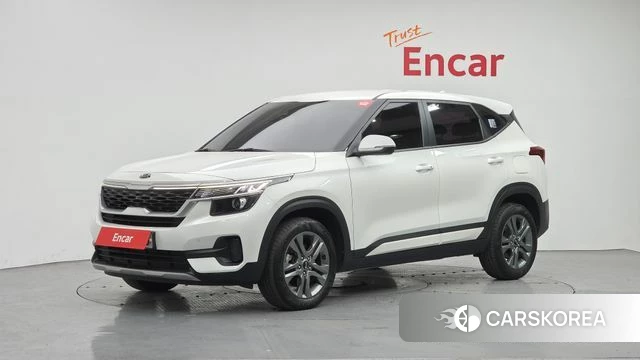 Kia Seltos 2020 Белый из Кореи