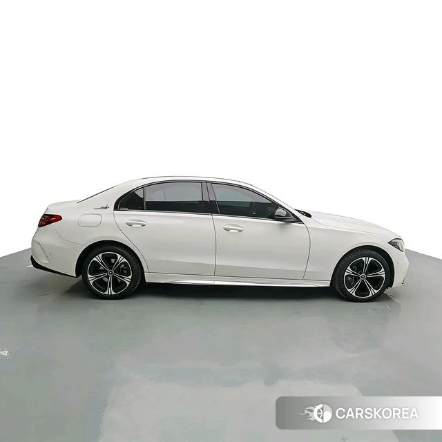 Mercedes-Benz Class C 2022 Белый из Китая