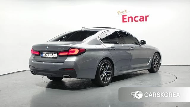 BMW 5 Series (G30) 2023 Серый из Кореи