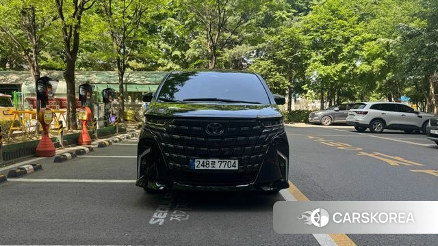 Toyota Alphard 4th Generation 2024 Черный из Кореи