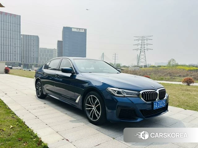 BMW 5 series 2021 Синий из Китая