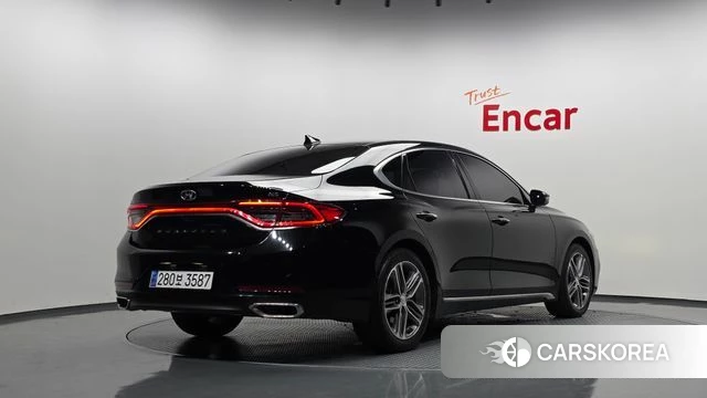Hyundai Grandeur IG 2018 Черный из Кореи