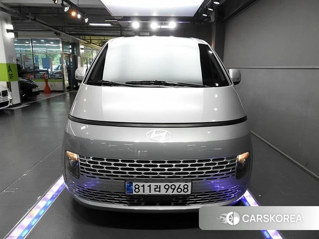 Hyundai Staria 2025 Серебряный из Кореи