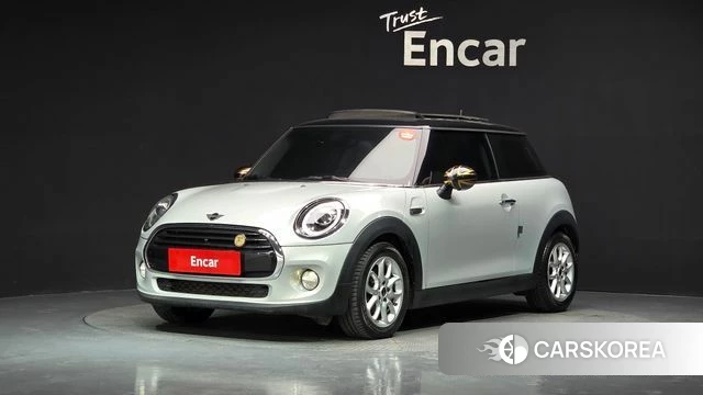 Mini Cooper D 2018 Серебряный из Кореи