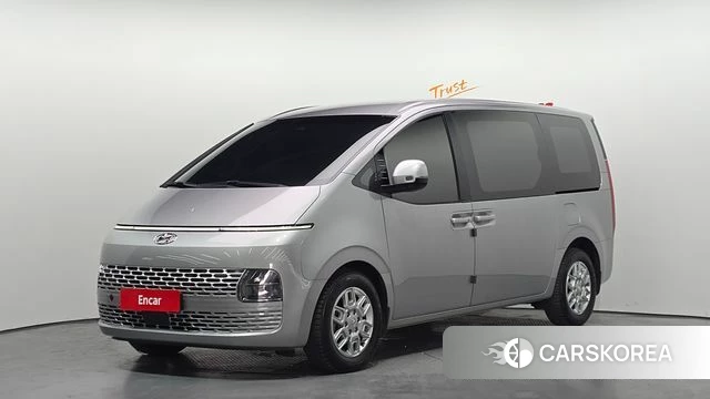 Hyundai Staria 2022 Серебристо-серый из Кореи