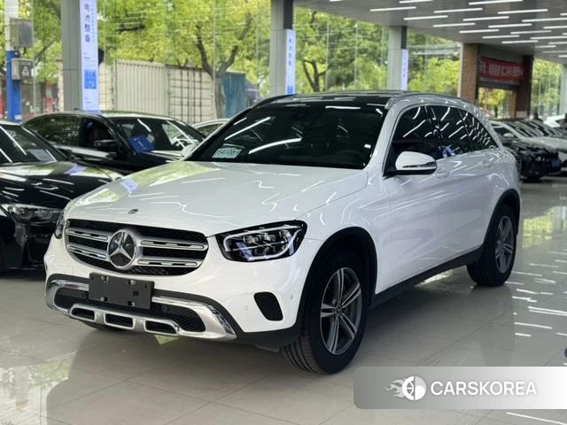 Mercedes-Benz GLC 2022 Белый из Китая
