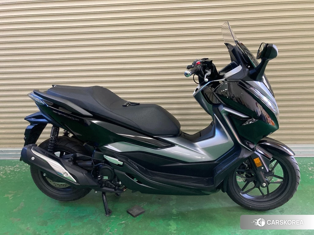 Проданный Honda FORZA 2018 из Японии