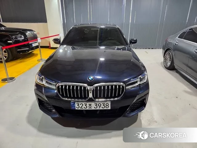 BMW 5 Series (G30) 2021 Черный из Кореи