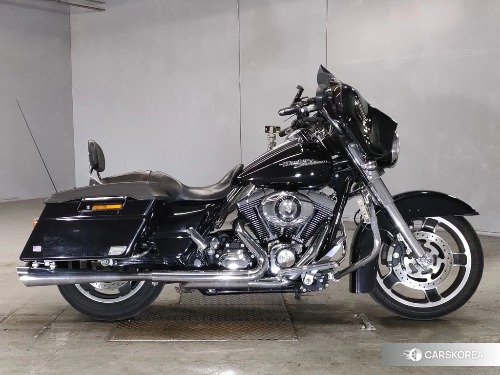 Проданный Harley-Davidson Street Glide FLHX1580 2010 из Японии