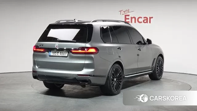 BMW X7 (G07) 2021 Серый из Кореи