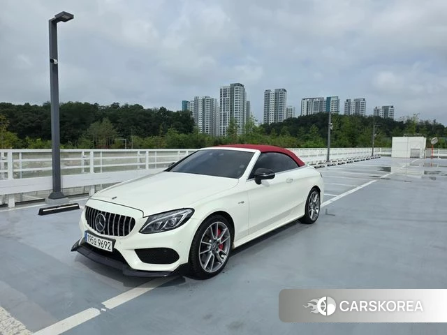 Mercedes-Benz C-Class W205 2018 Белый из Кореи